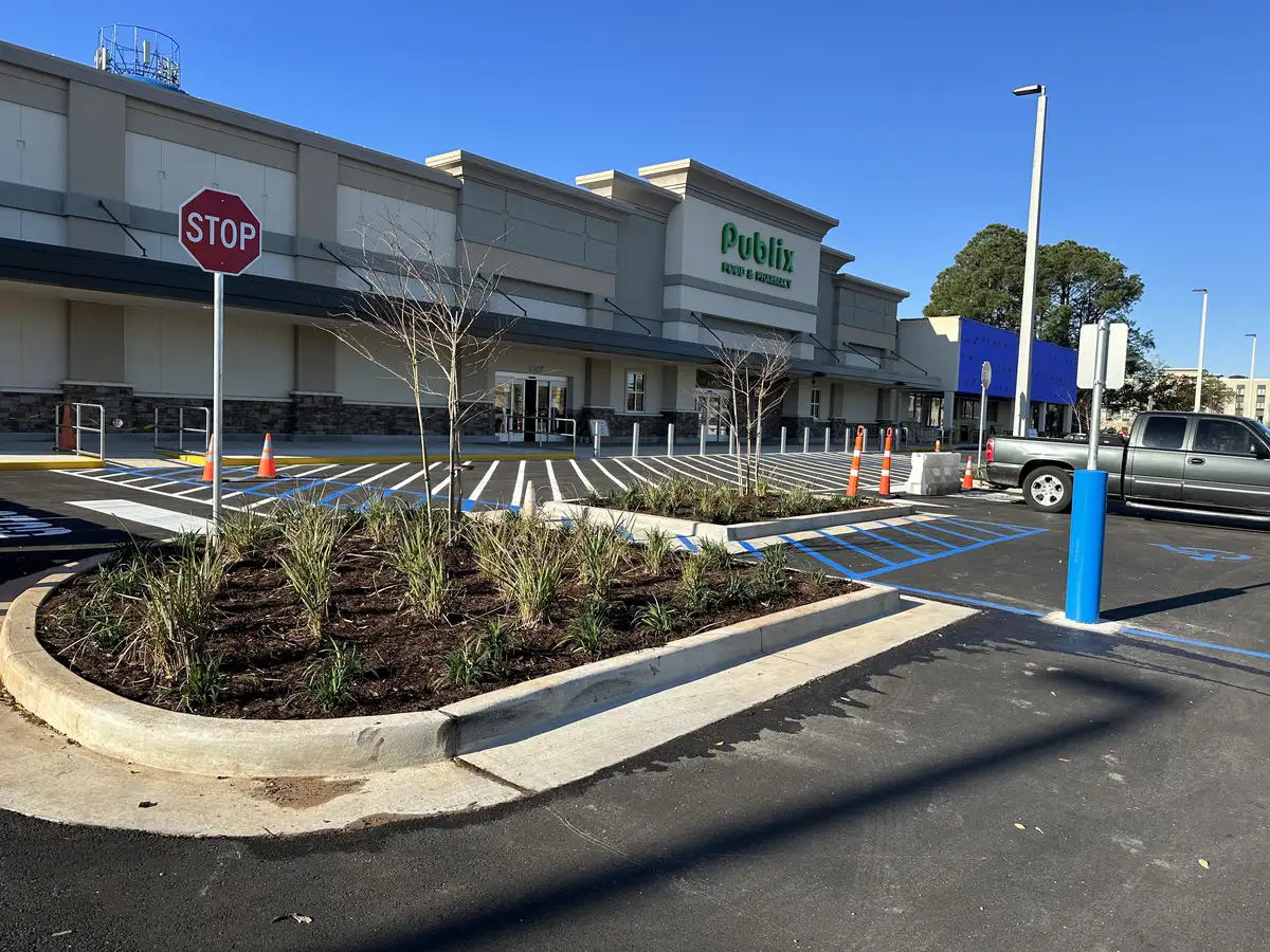 Landscape installation in Santa Rosa Beach FL
